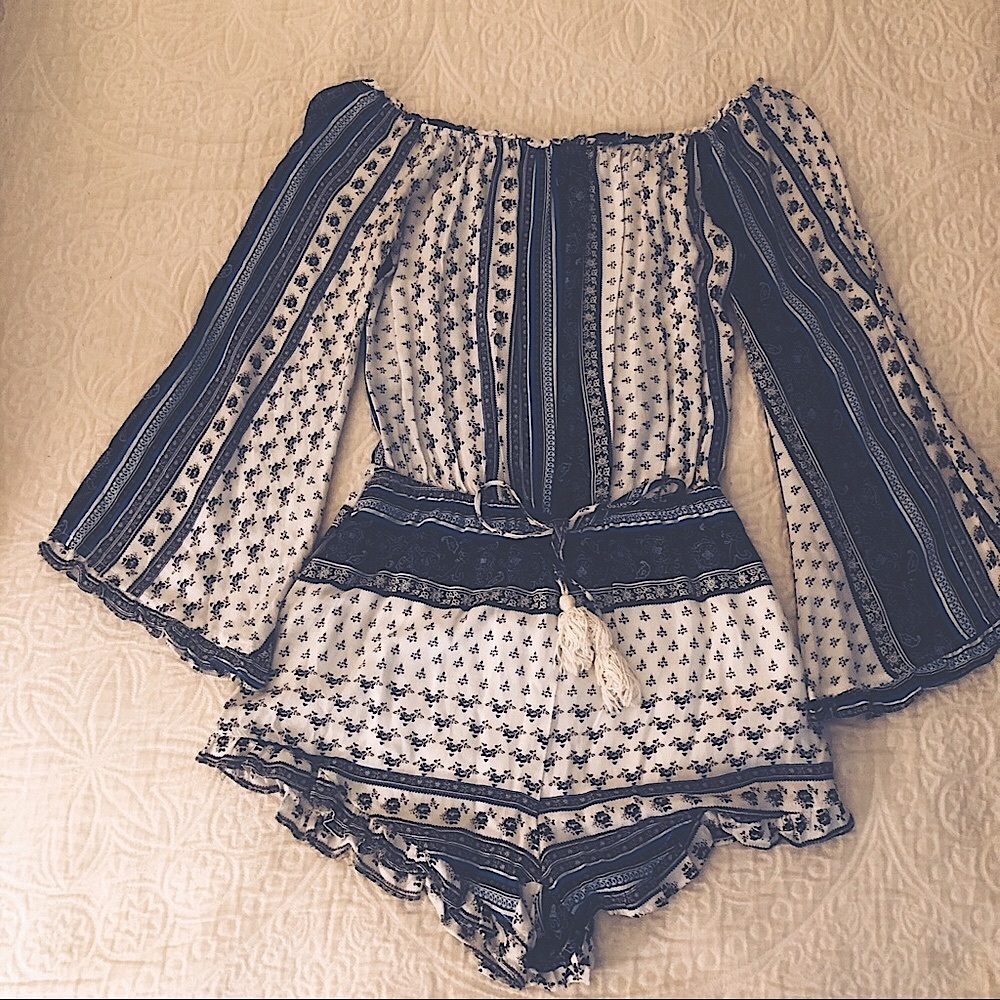 OFF SHOULDER ROMPER W/ BELL SLEEVES